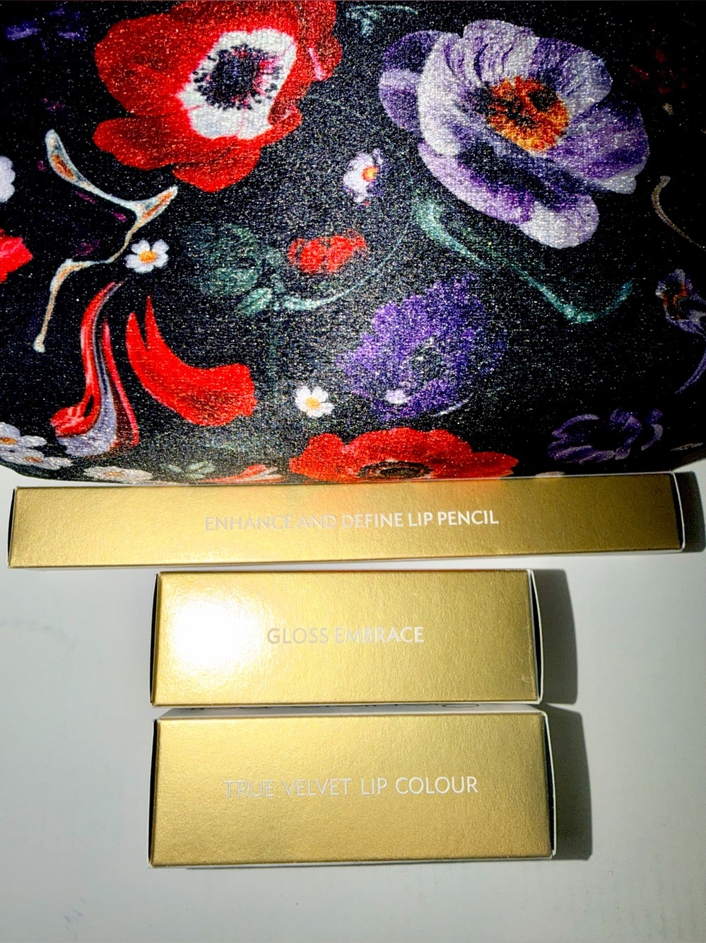 Lisa Eldridge Muse Set of 4 Rare Set-Gloss, Liner, Velvet 💄 velvet floral pouch